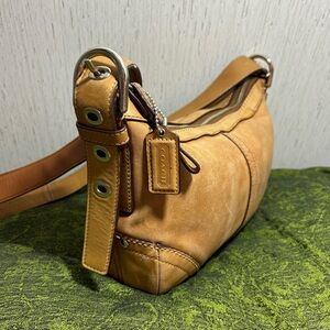 Coach east west hobo purse tan Camel Leather Bag